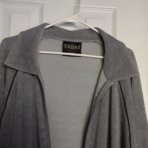 TRUST Sweat Jacket. Size 3XL - Picture 7 of 8